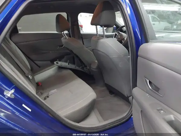 KMHLM4AG9PU447056 2023 HYUNDAI ELANTRA - Image 8