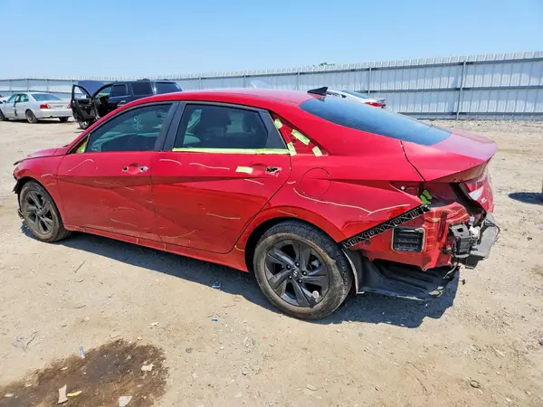 KMHLM4AG9PU452967 2023 HYUNDAI ELANTRA - Image 2