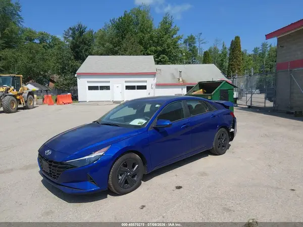 KMHLM4AG9PU455125 2023 HYUNDAI ELANTRA - Image 2
