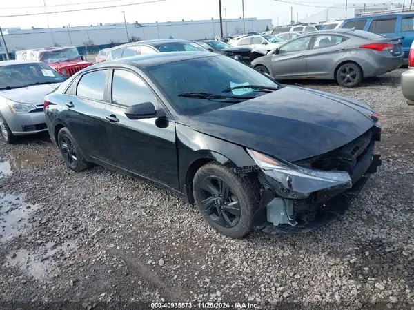 KMHLM4AG9PU458462 2023 HYUNDAI ELANTRA - Image 1