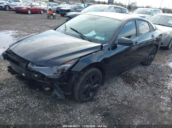 KMHLM4AG9PU458462 2023 HYUNDAI ELANTRA - Image 2