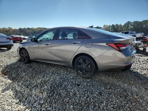 KMHLM4AG9PU467646 2023 HYUNDAI ELANTRA - Image 2