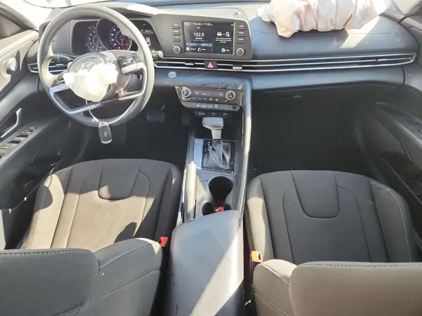KMHLM4AG9PU467646 2023 HYUNDAI ELANTRA - Image 8