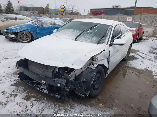 KMHLM4AG9PU469459 2023 HYUNDAI ELANTRA - Image 2