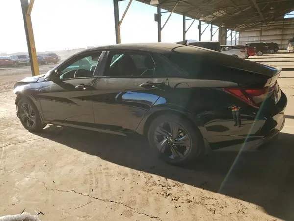 KMHLM4AG9PU469753 2023 HYUNDAI ELANTRA - Image 2