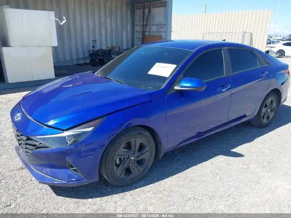 KMHLM4AG9PU470191 2023 HYUNDAI ELANTRA - Image 2