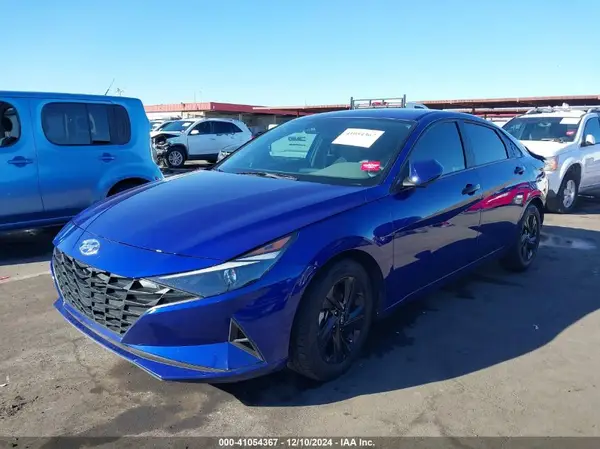 KMHLM4AG9PU474967 2023 HYUNDAI ELANTRA - Image 2