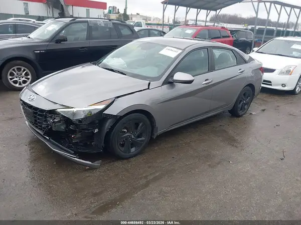 KMHLM4AG9PU490778 2023 HYUNDAI ELANTRA - Image 2