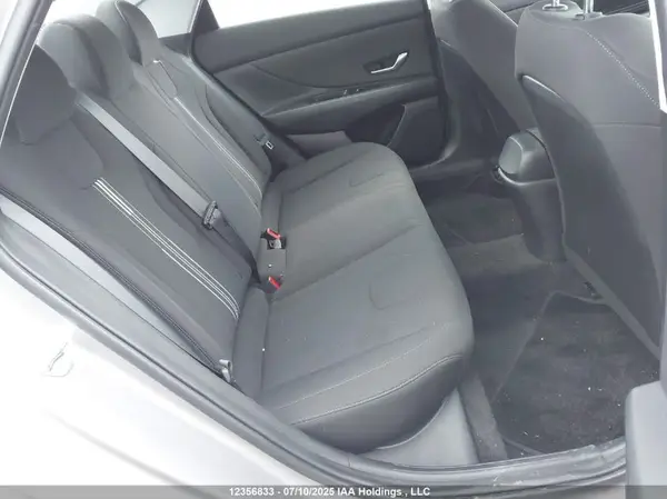 KMHLM4AG9PU513041 2023 HYUNDAI ELANTRA - Image 8