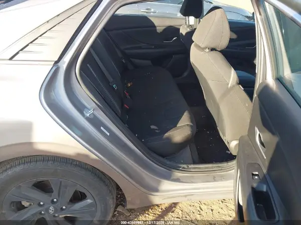 KMHLM4AG9PU532544 2023 HYUNDAI ELANTRA - Image 8