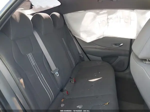 KMHLM4AG9PU534360 2023 HYUNDAI ELANTRA - Image 8
