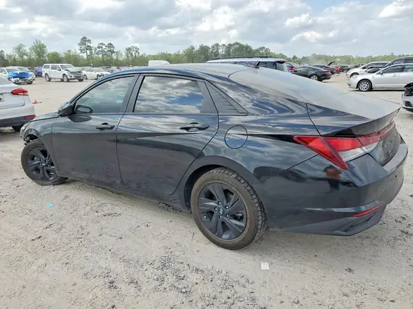 KMHLM4AG9PU555239 2023 HYUNDAI ELANTRA - Image 2