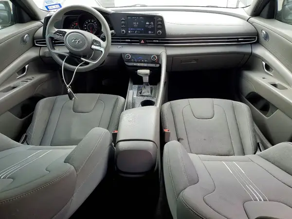 KMHLM4AG9PU555239 2023 HYUNDAI ELANTRA - Image 8