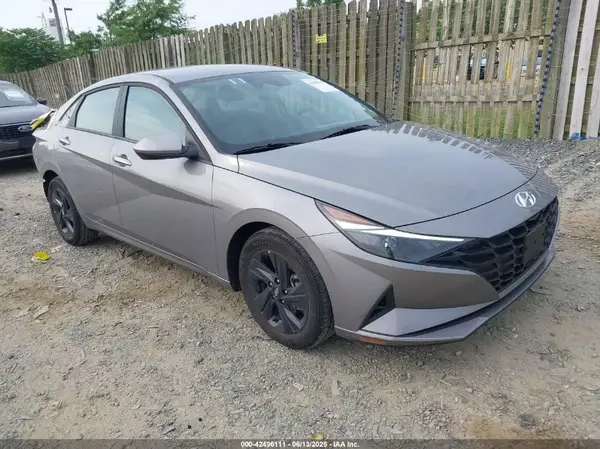 KMHLM4AG9PU586152 2023 HYUNDAI ELANTRA - Image 1