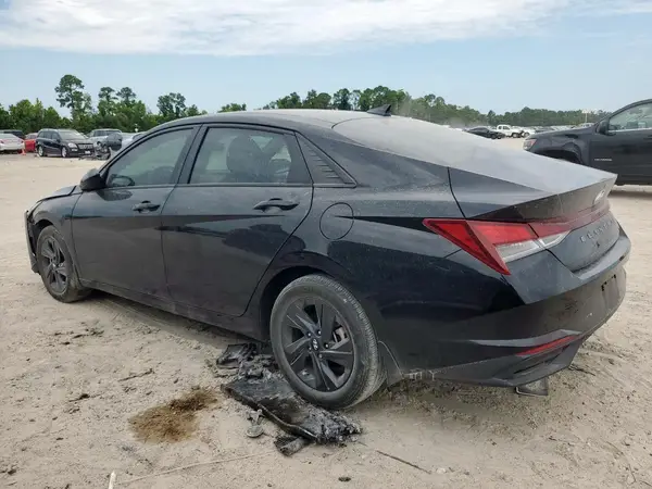 KMHLM4AG9PU588516 2023 HYUNDAI ELANTRA - Image 2