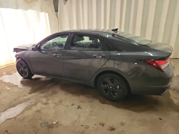 KMHLM4AG9PU588712 2023 HYUNDAI ELANTRA - Image 2