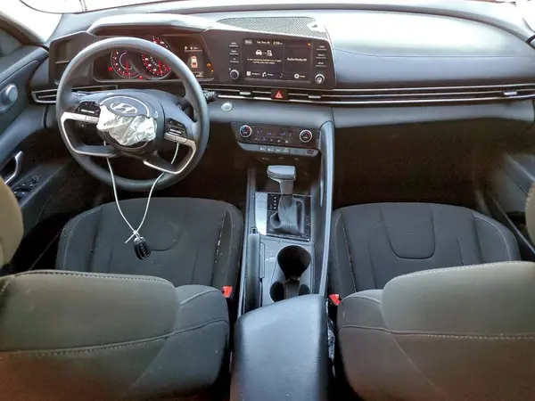 KMHLM4AG9PU599810 2023 HYUNDAI ELANTRA - Image 8