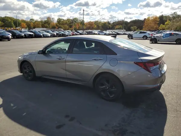 KMHLM4AG9PU602107 2023 HYUNDAI ELANTRA - Image 2