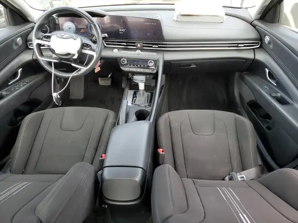 KMHLM4AG9PU608280 2023 HYUNDAI ELANTRA - Image 8