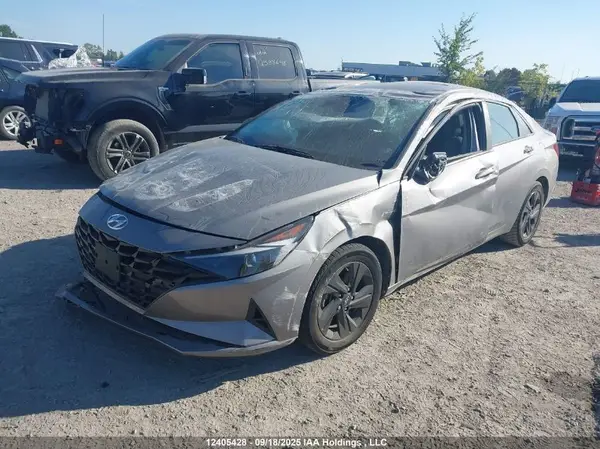 KMHLM4AG9PU624625 2023 HYUNDAI ELANTRA - Image 2