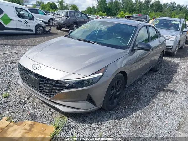 KMHLM4AG9PU625757 2023 HYUNDAI ELANTRA - Image 2