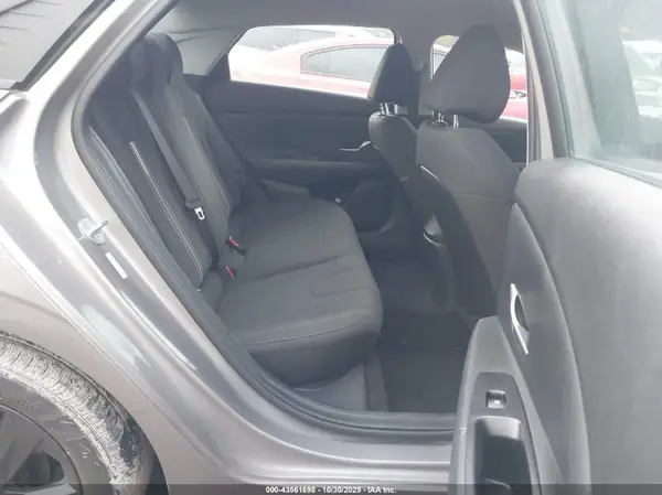 KMHLM4AG9PU626262 2023 HYUNDAI ELANTRA - Image 8