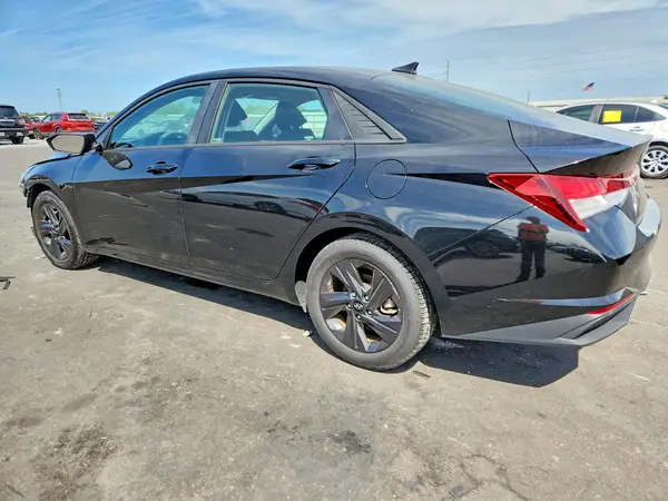 KMHLM4AG9PU626360 2023 HYUNDAI ELANTRA - Image 2