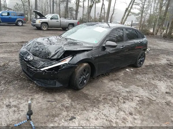 KMHLM4AG9PU627010 2023 HYUNDAI ELANTRA - Image 2