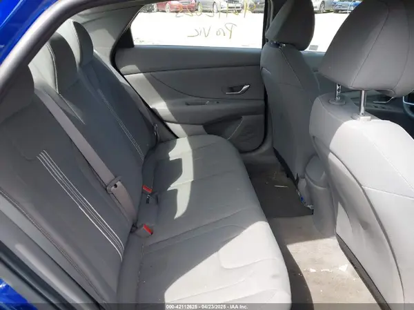 KMHLM4AGXMU070121 2021 HYUNDAI ELANTRA - Image 8