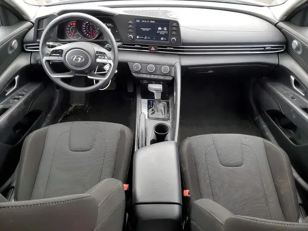 KMHLM4AGXMU070507 2021 HYUNDAI ELANTRA - Image 8