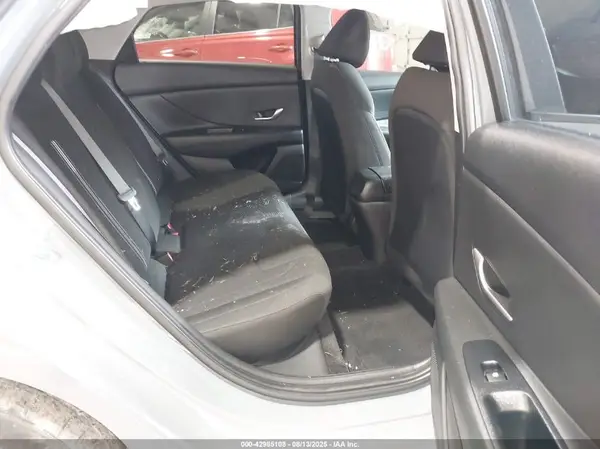 KMHLM4AGXMU070572 2021 HYUNDAI ELANTRA - Image 8