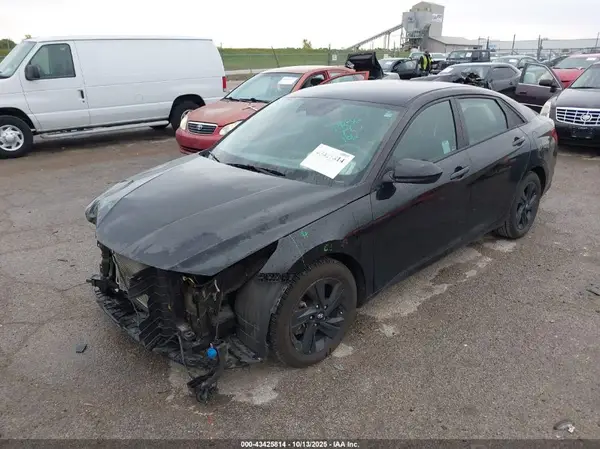 KMHLM4AGXMU103490 2021 HYUNDAI ELANTRA - Image 2