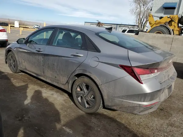 KMHLM4AGXMU105708 2021 HYUNDAI ELANTRA - Image 2