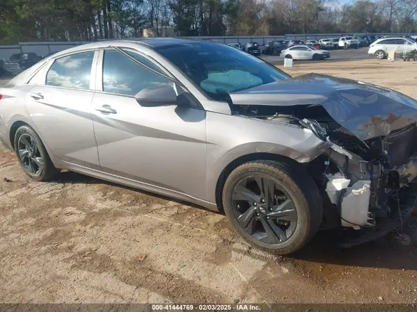 KMHLM4AGXMU107345 2021 HYUNDAI ELANTRA - Image 1