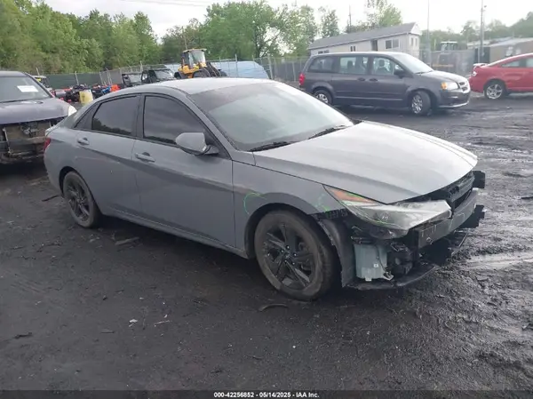 KMHLM4AGXMU110827 2021 HYUNDAI ELANTRA - Image 1