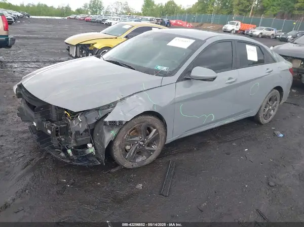KMHLM4AGXMU110827 2021 HYUNDAI ELANTRA - Image 2