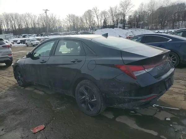 KMHLM4AGXMU126798 2021 HYUNDAI ELANTRA - Image 2