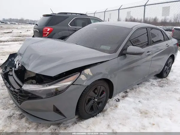 KMHLM4AGXMU142192 2021 HYUNDAI ELANTRA - Image 2