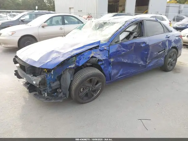 KMHLM4AGXMU148655 2021 HYUNDAI ELANTRA - Image 2