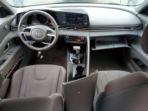 KMHLM4AGXMU176391 2021 HYUNDAI ELANTRA - Image 8