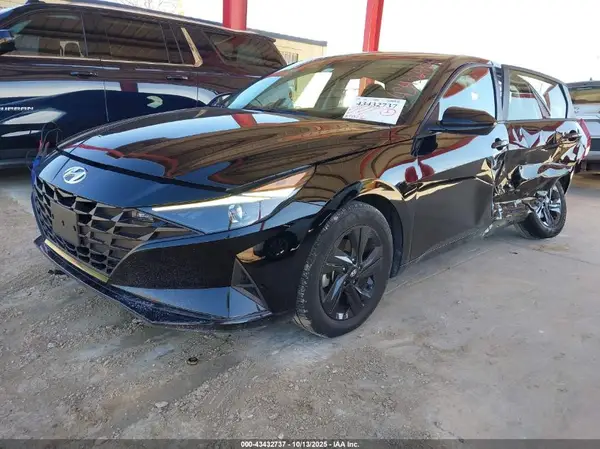 KMHLM4AGXMU179775 2021 HYUNDAI ELANTRA - Image 2