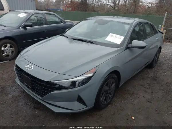 KMHLM4AGXMU180439 2021 HYUNDAI ELANTRA - Image 2