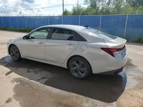 KMHLM4AGXMU181932 2021 HYUNDAI ELANTRA - Image 2