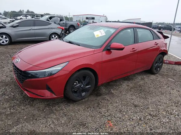 KMHLM4AGXMU193126 2021 HYUNDAI ELANTRA - Image 2