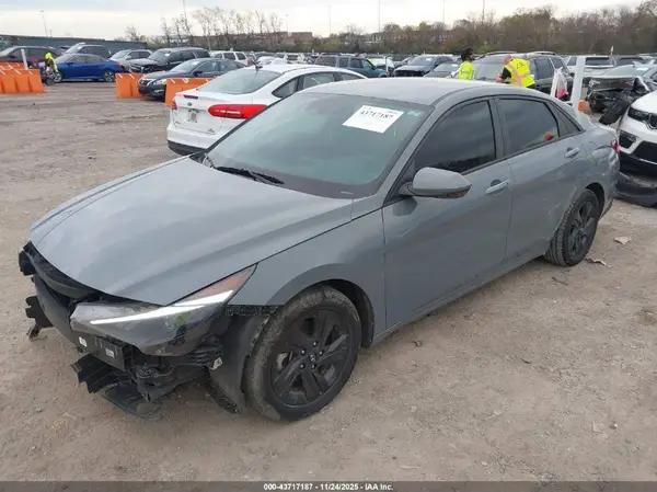 KMHLM4AGXMU209437 2021 HYUNDAI ELANTRA - Image 2