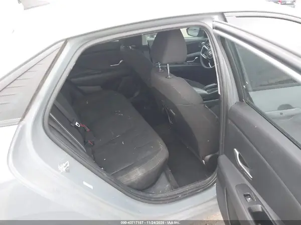 KMHLM4AGXMU209437 2021 HYUNDAI ELANTRA - Image 8