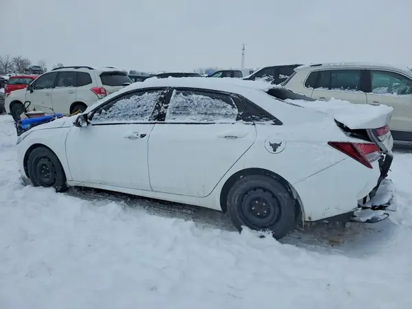 KMHLM4AGXNU215904 2022 HYUNDAI ELANTRA - Image 2