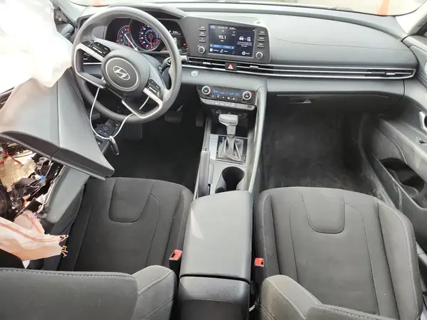 KMHLM4AGXNU224649 2022 HYUNDAI ELANTRA - Image 8