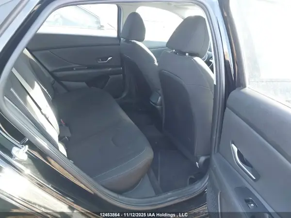 KMHLM4AGXNU226417 2022 HYUNDAI ELANTRA - Image 8