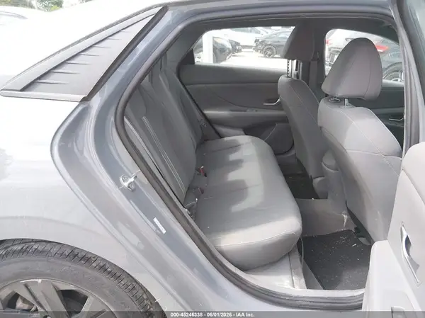 KMHLM4AGXNU243797 2022 HYUNDAI ELANTRA - Image 8